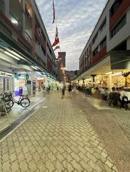 Tampines Street 81 (D18), Shop House #475647321